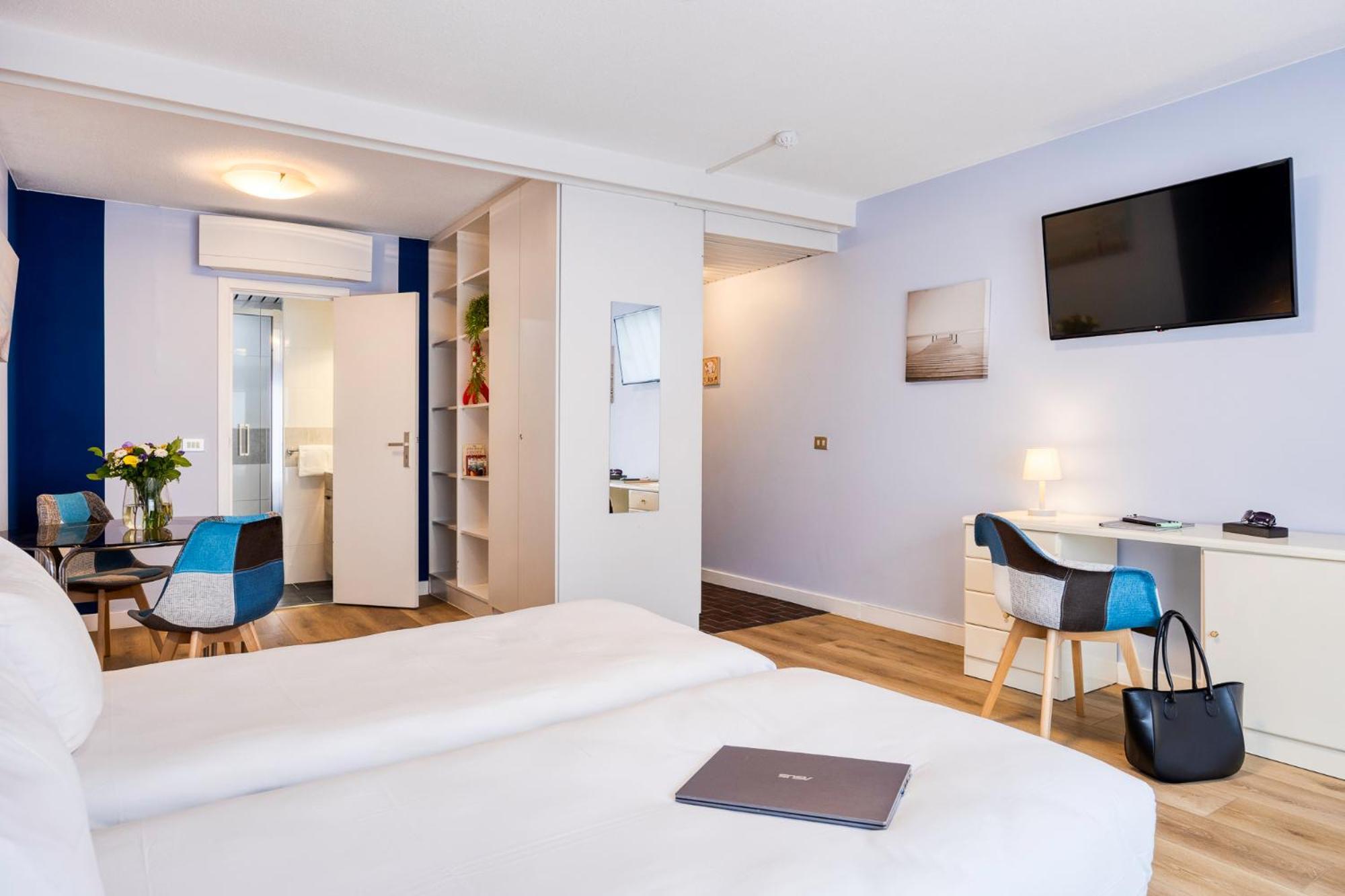 First Euroflat Hotel 4*